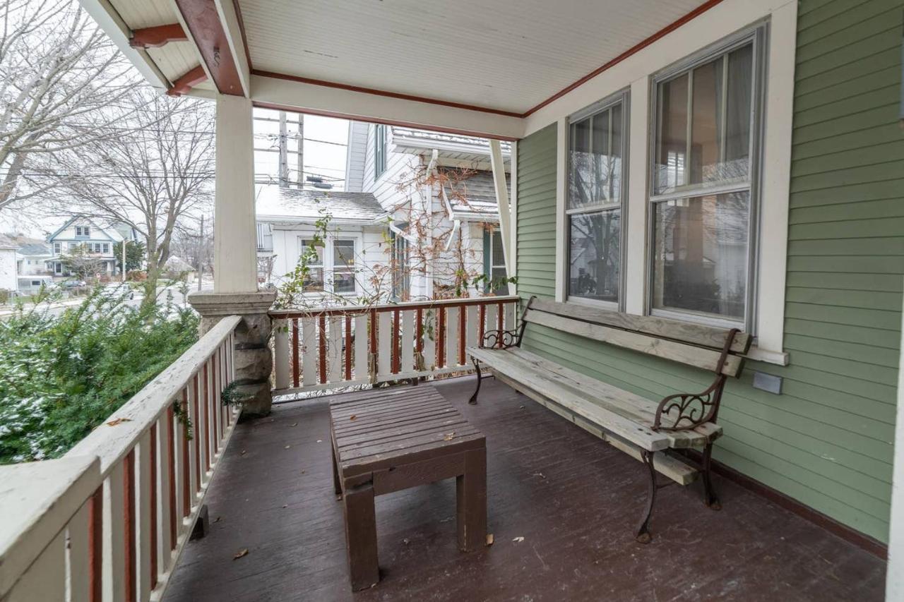 Comfortable 3 Bedroom Craftsman Bungalow In Milwaukee'S Bay View Neighborhood 외부 사진